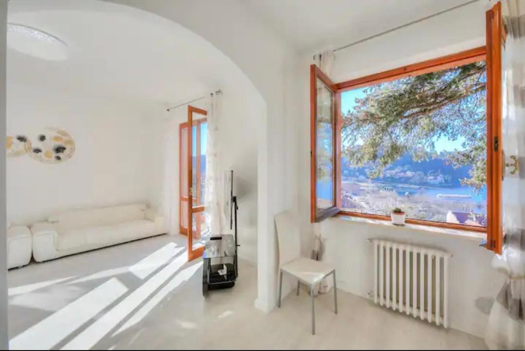 Apartment With View Lake Maggiore/Laveno Mombello Extérieur photo