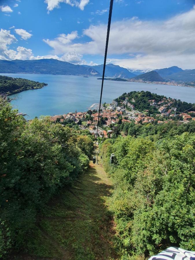 Apartment With View Lake Maggiore/Laveno Mombello Extérieur photo